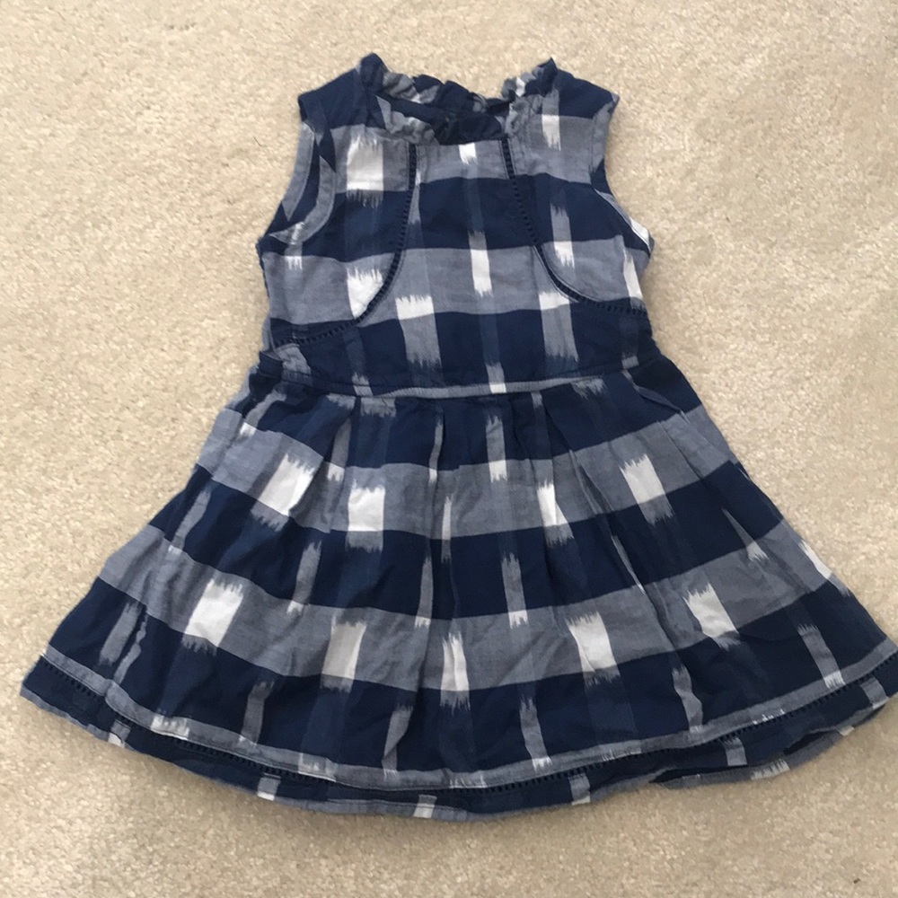 Girl’s dress